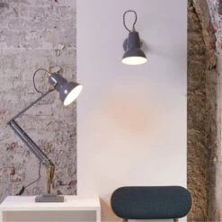 Anglepoise Original 1227 Wall Light 23 Anglepoise Original 1227 Wall Light -City Lights Store anglepoise original 1227 wall light lifestyle 03 04ca7711 ddfa 4c24 9fc6 133c5c1c79e1