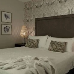 Koura Table Lamp -City Lights Store david trubridge koura table lamp lifestyle 07 00dc7579 a0d9 482c 9628 b553f25c0718