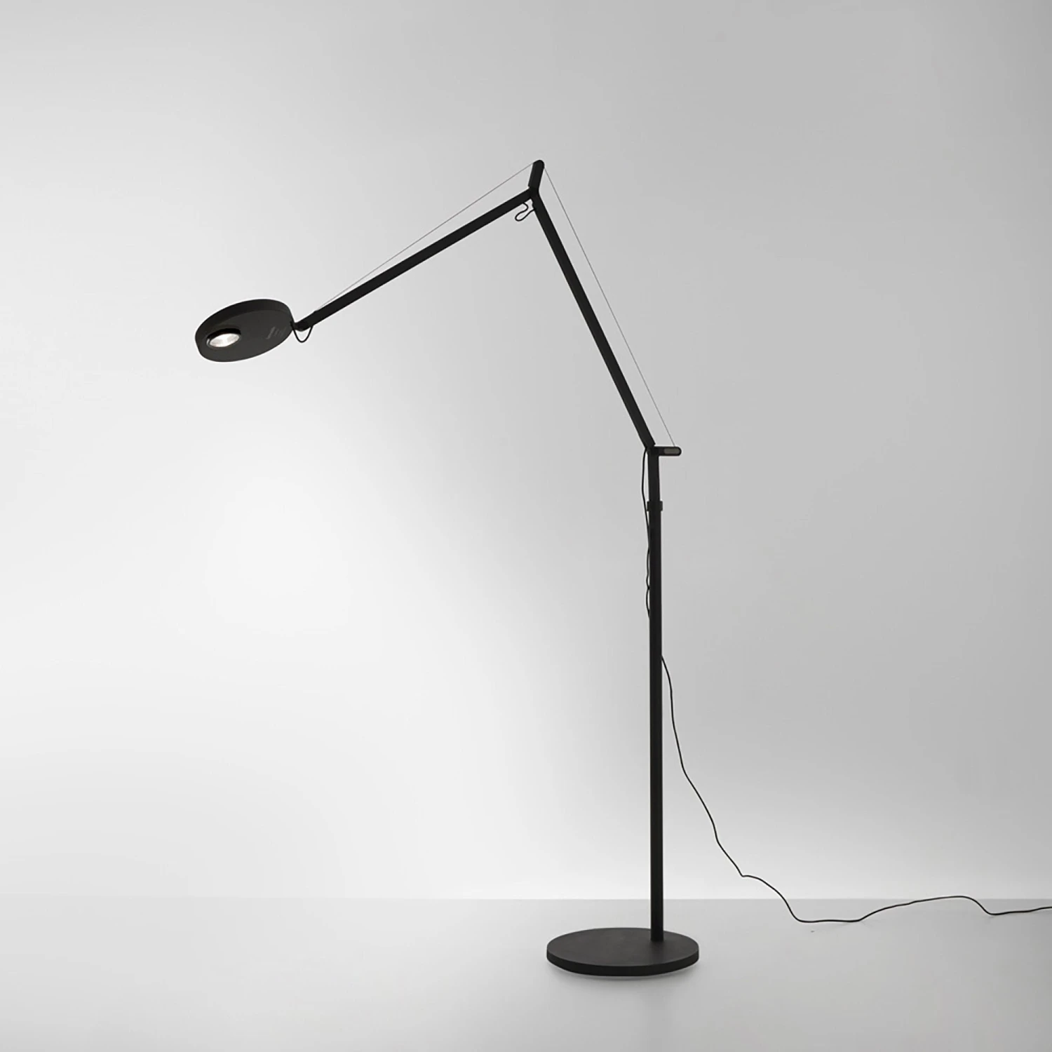 Artemide Demetra LED Floor Lamp 6 Artemide Demetra LED Floor Lamp - Image 4