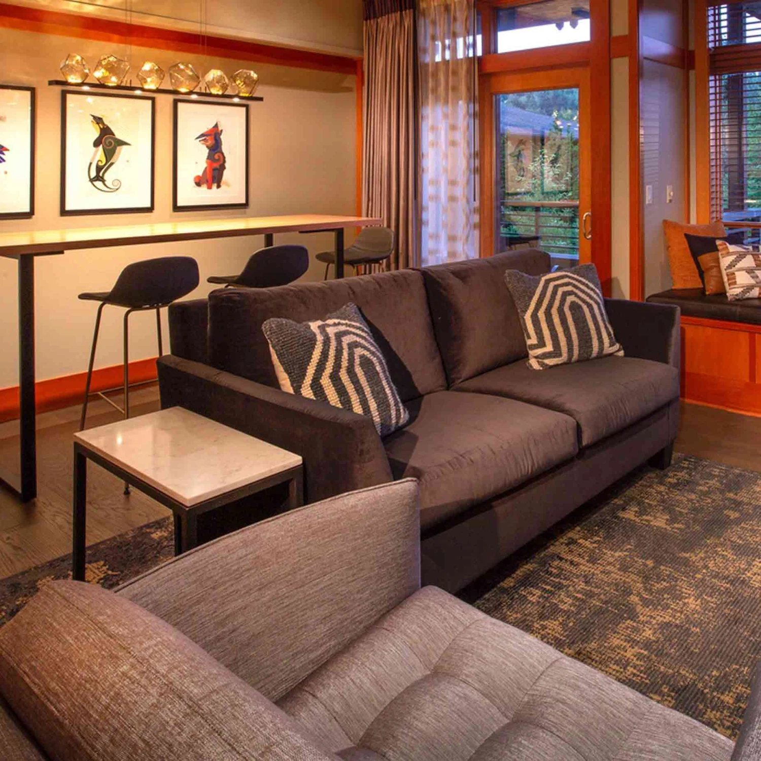 Gem Bezel LED Linear Pendant Light 12 Gem Bezel LED Linear Pendant Light - Image 10