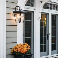 Alford Outdoor Wall Light -City Lights Store hinkley alford outdoor wall light lifestyle 03 2407c8cb aa82 493b 8cdb 2947f18e9eb1