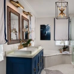 Merrick Picture Light -City Lights Store hudson valley lighting merrick picture light lifestyle 02 b0bfb965 5db6 4203 9df1 c6a80eef79f5