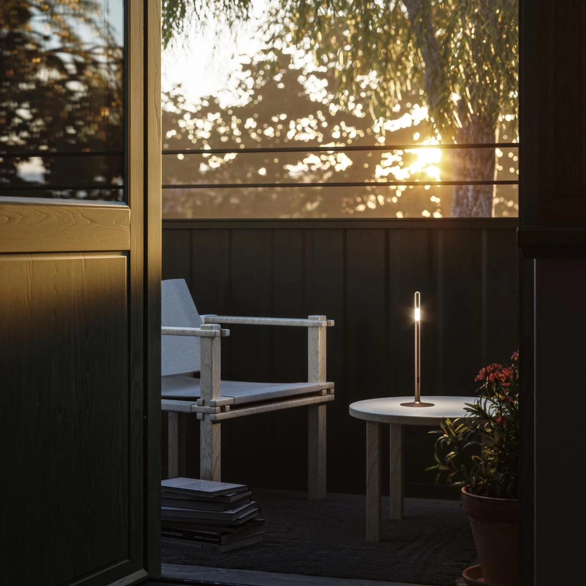 Glim Outdoor LED Portable Table Lamp 5 Glim Outdoor LED Portable Table Lamp - Image 3