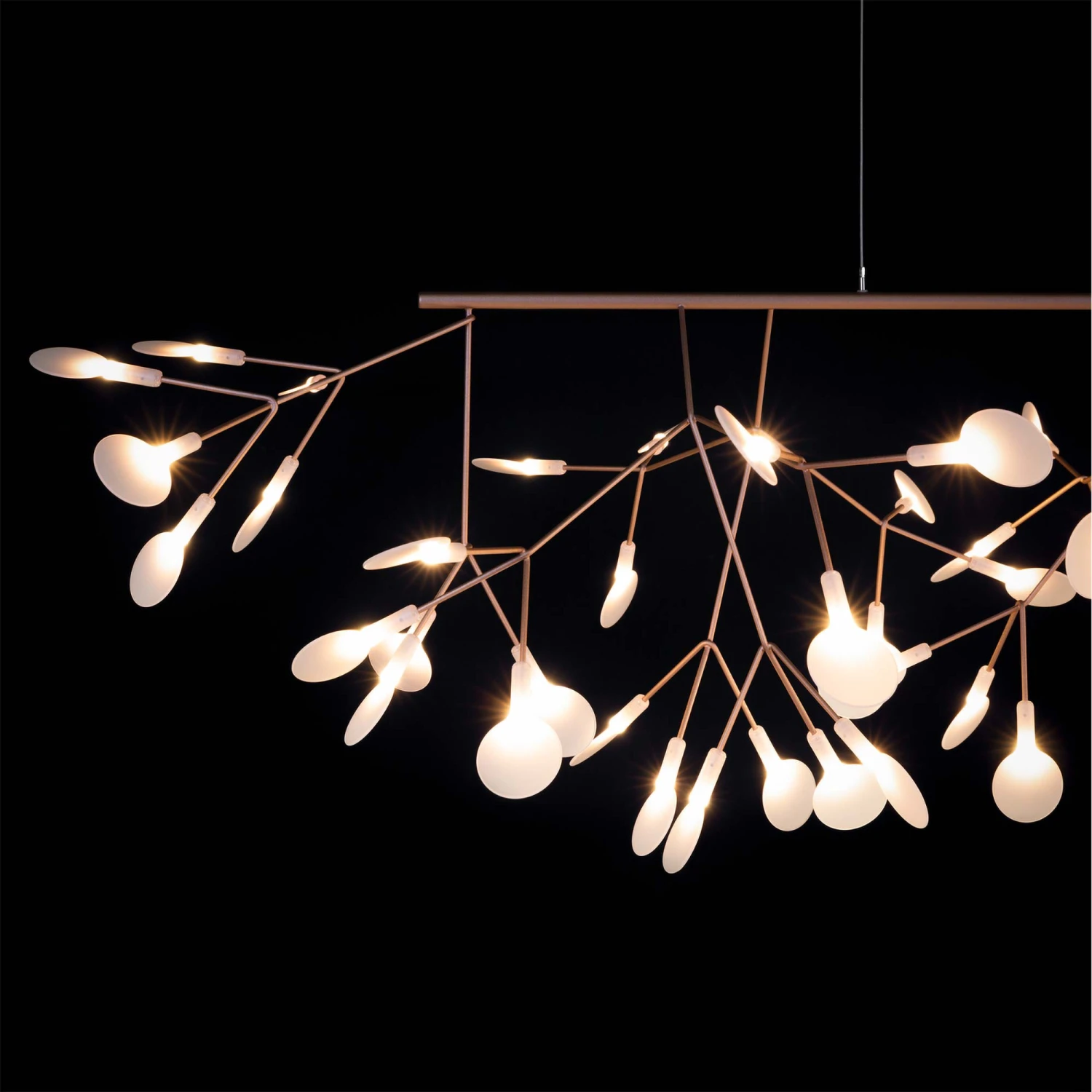 Heracleum III LED Linear Pendant Light 6 Heracleum III LED Linear Pendant Light - Image 4