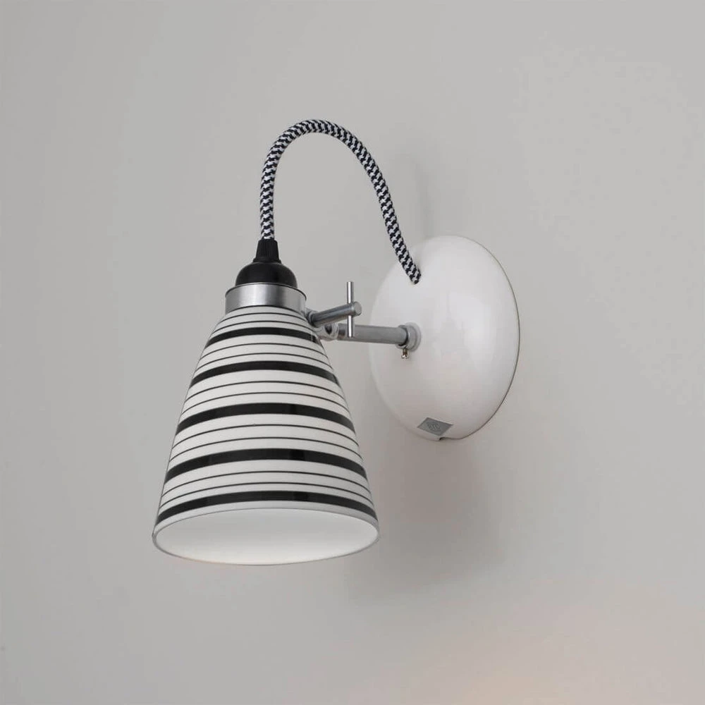 Circle Line Wall Light 5 Circle Line Wall Light - Image 3