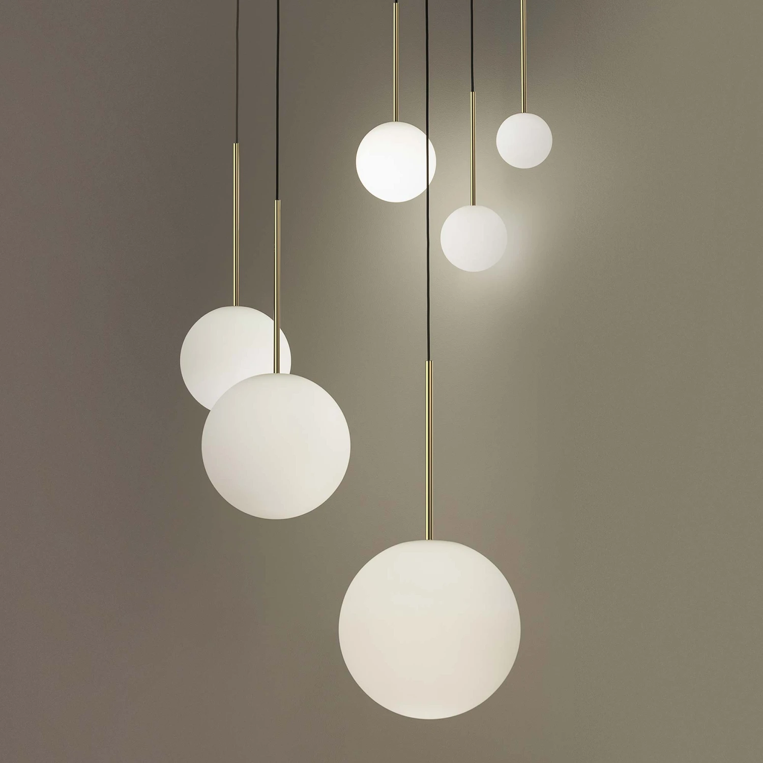 Bola LED Chandelier 5 Bola LED Chandelier - Image 3