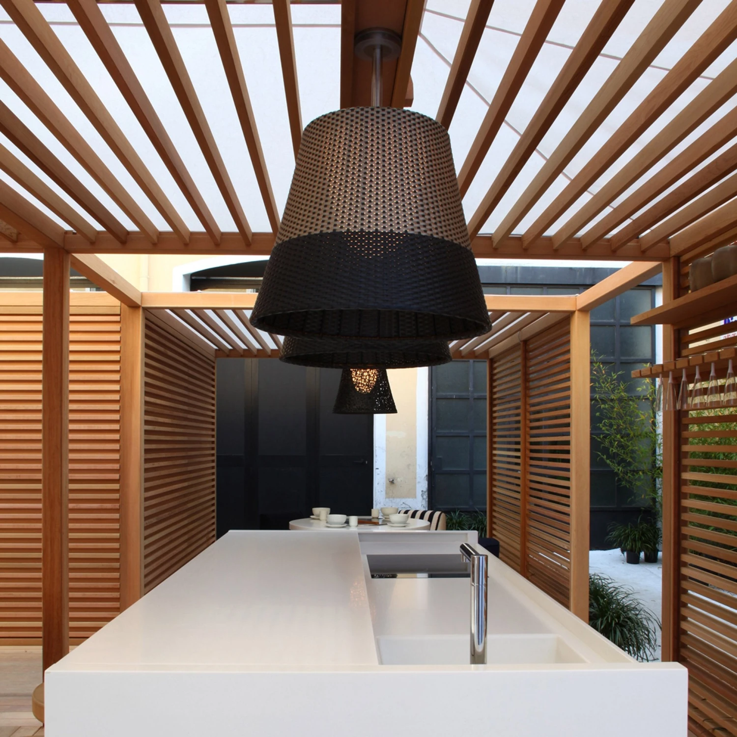 Flos Romeo C3 Outdoor Pendant Light 5 Flos Romeo C3 Outdoor Pendant Light - Image 3
