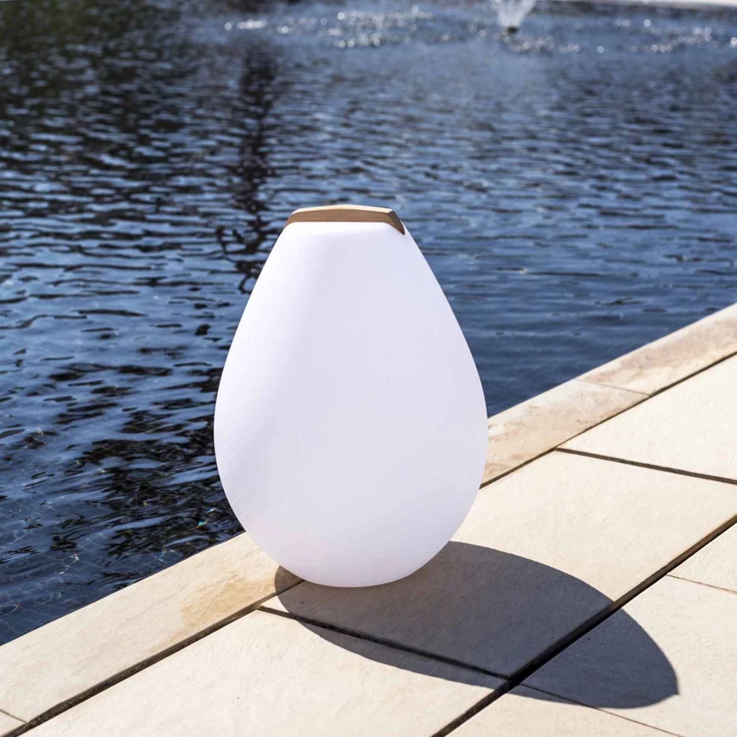 Vessel Bluetooth Outdoor LED Table Lamp 3 Vessel Bluetooth Outdoor LED Table Lamp
