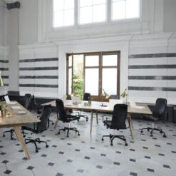 Tom Dixon Beat LED Table Lamp -City Lights Store tom dixon beat led table lamp lifestyle 05 4a3ff2d1 1e8e 4790 8ae9 d222eab301e0