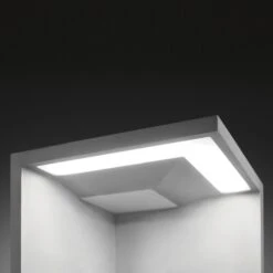 Empty Outdoor LED Floor Lamp -City Lights Store vibia empty outdoor led floor lamp 13 f5f4b9da 28a7 4e0c 940a cd0937d2ba52