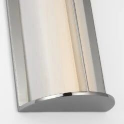 Phinn LED Linear Bath Wall Light -City Lights Store visual comfort signature phinn led linear bath wall light 06 bd5dbae4 32ac 4a78 a7c0 ef04d1647ab7