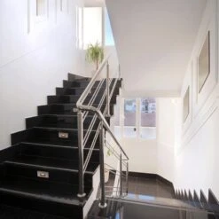 LEDme Horizontal LED Step And Wall Light -City Lights Store wac lighting ledme horizontal led step and wall light lifestyle 03 ebb18011 787c 44e1 9196 71cc8a7c9648